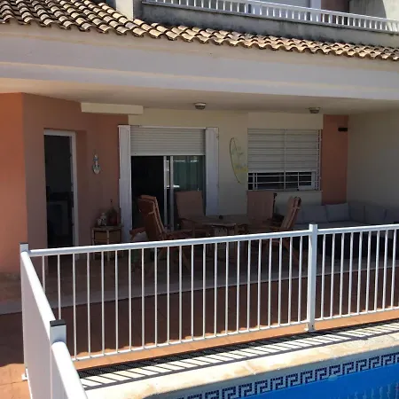 Holiday home 4 Bed House, Private Pool Near